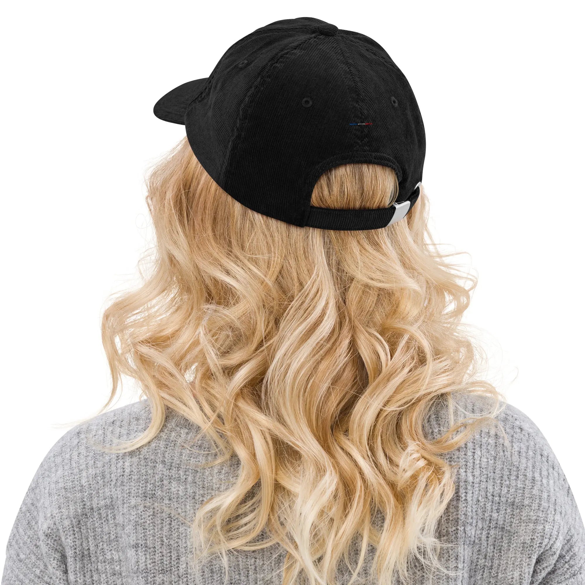 Casquette en Velours Côtelé by ZCDROP–Élégance & Texture Premium ✨ zcdrop