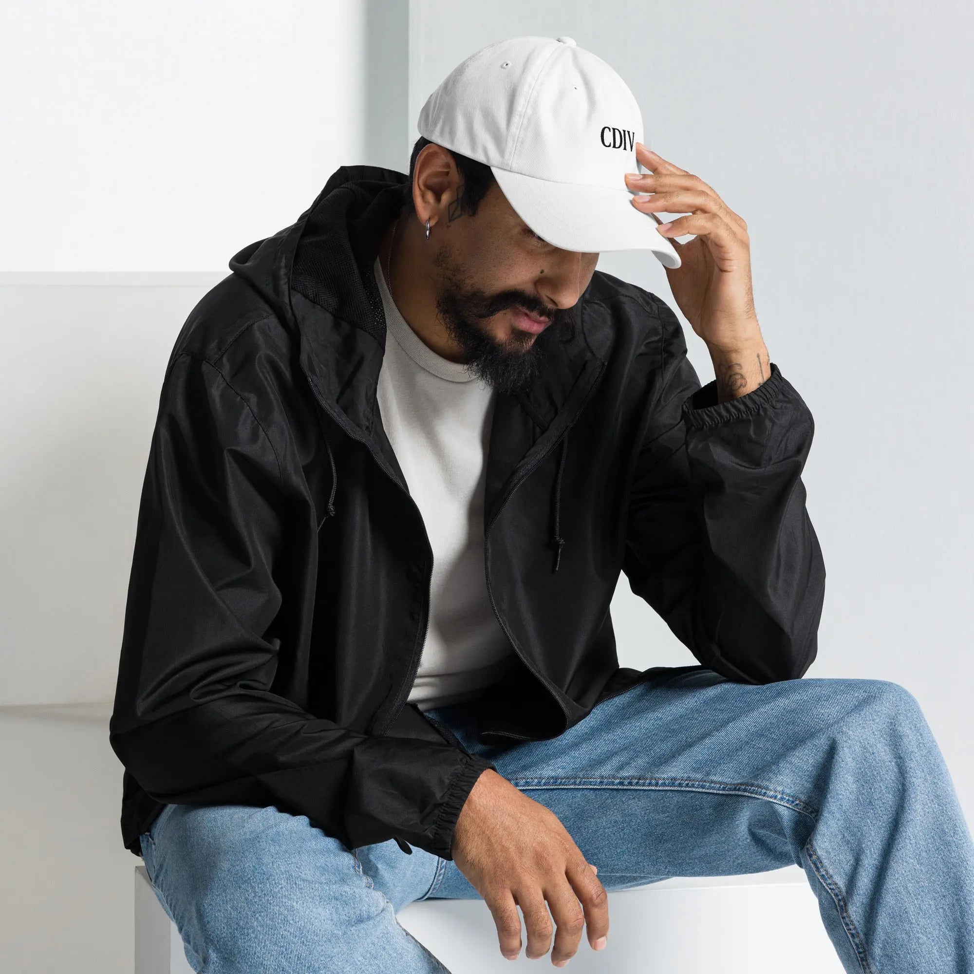 Comment-intégrer-le-style-contemporain-dans-votre-garde-robe-minimaliste zcdrop